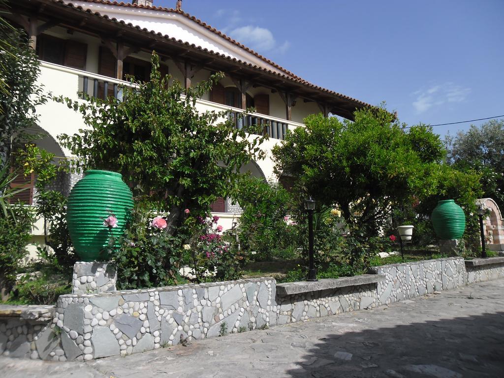 Villa Maria Chrani Eksteriør bilde